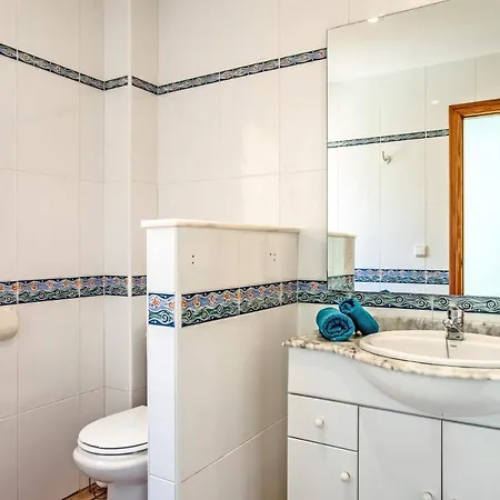 Villa Mar Flores By