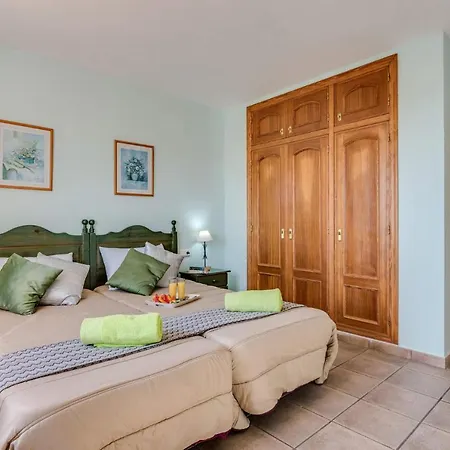 Villa Mar Flores By